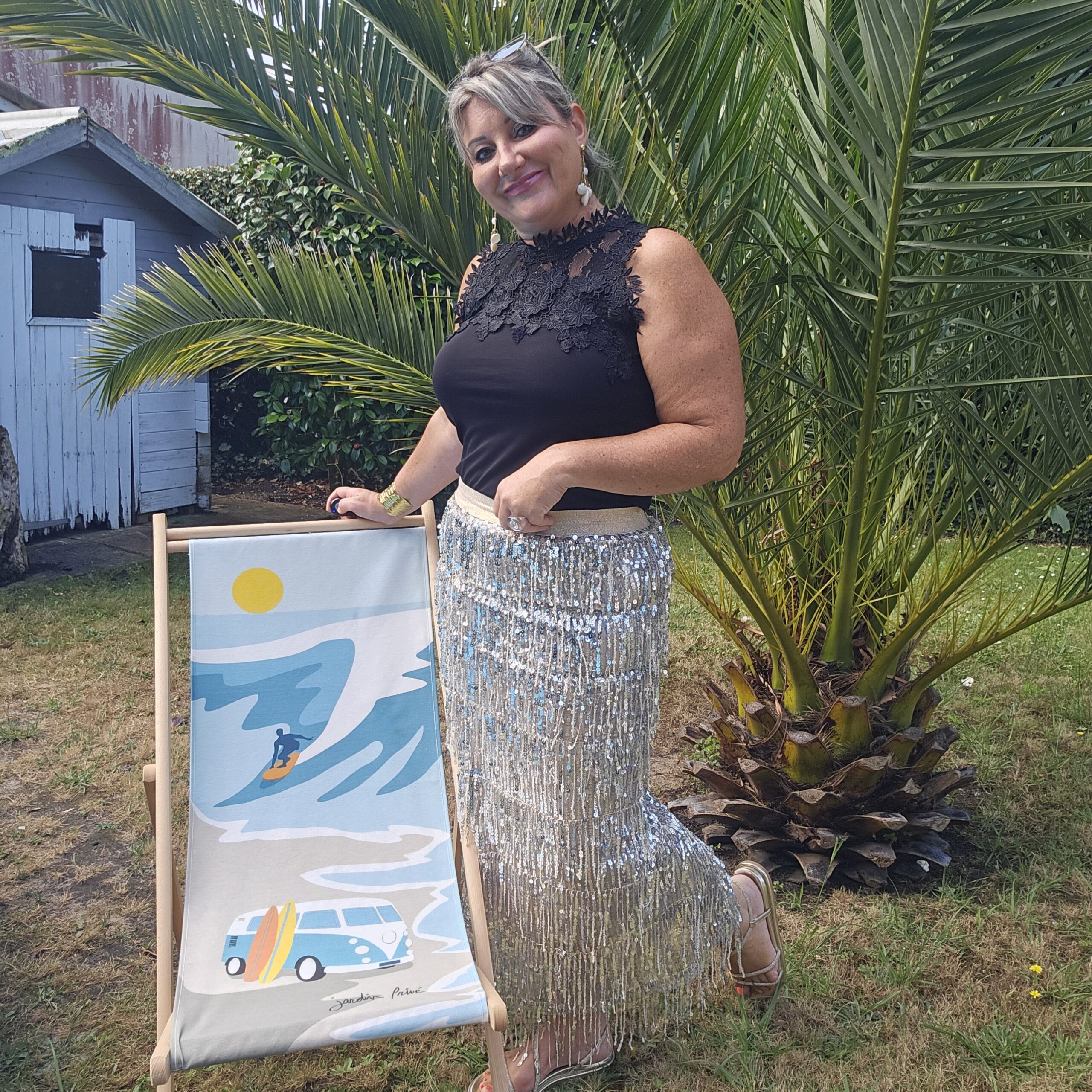 Jupe crayon en sequins dorés – Image 9