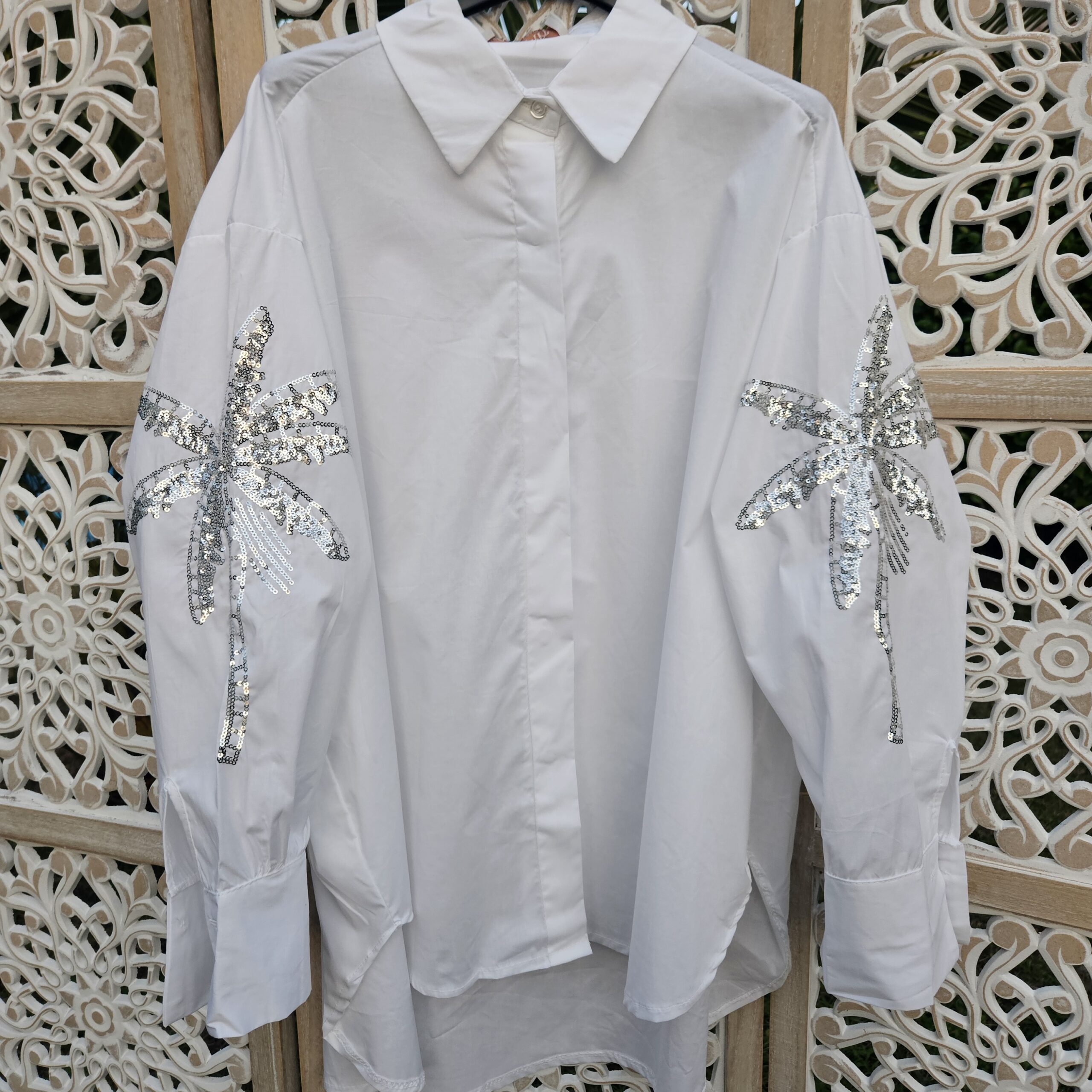 Chemise blanche manches palmiers sequins argentés