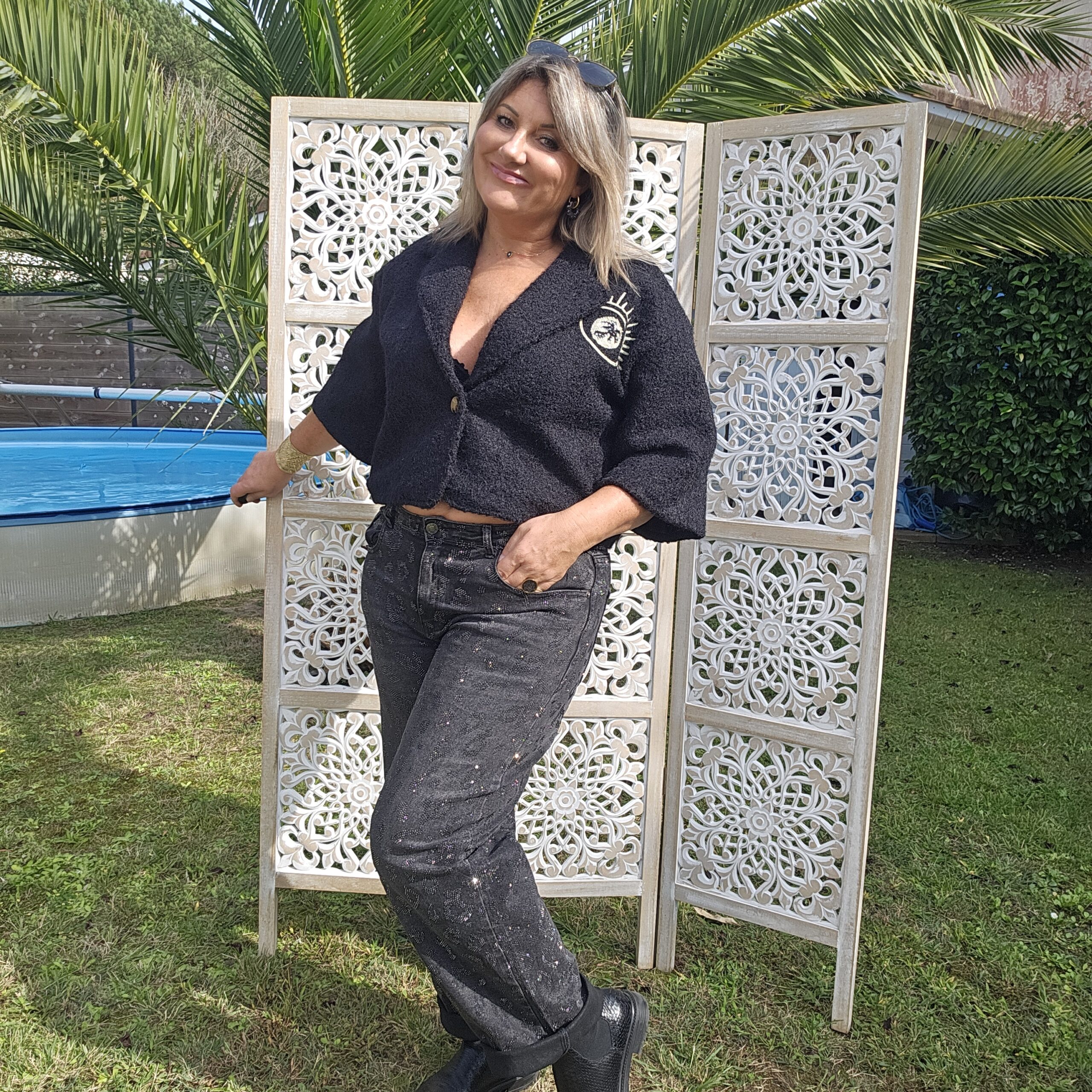 Jean's noir délavé avec strass – Image 13