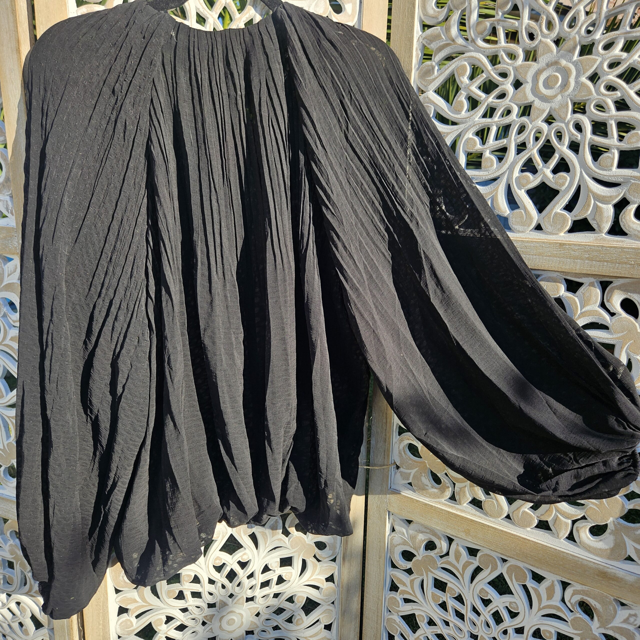 Blouse noire plissée – Image 19