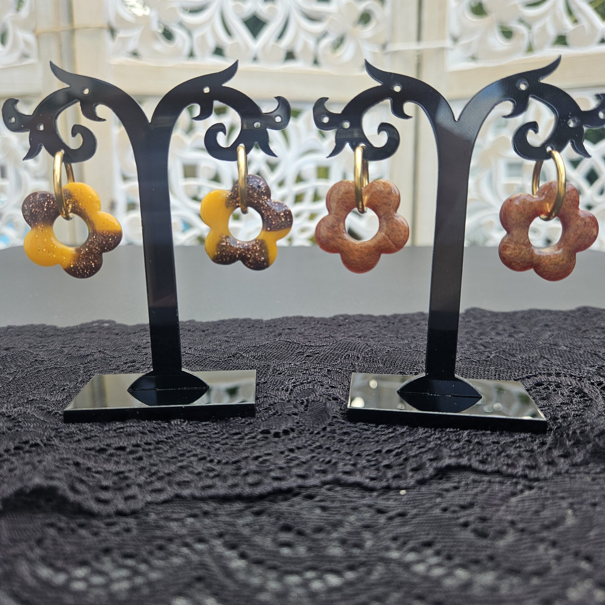 Créole simple fleur 5 pétales pailletée