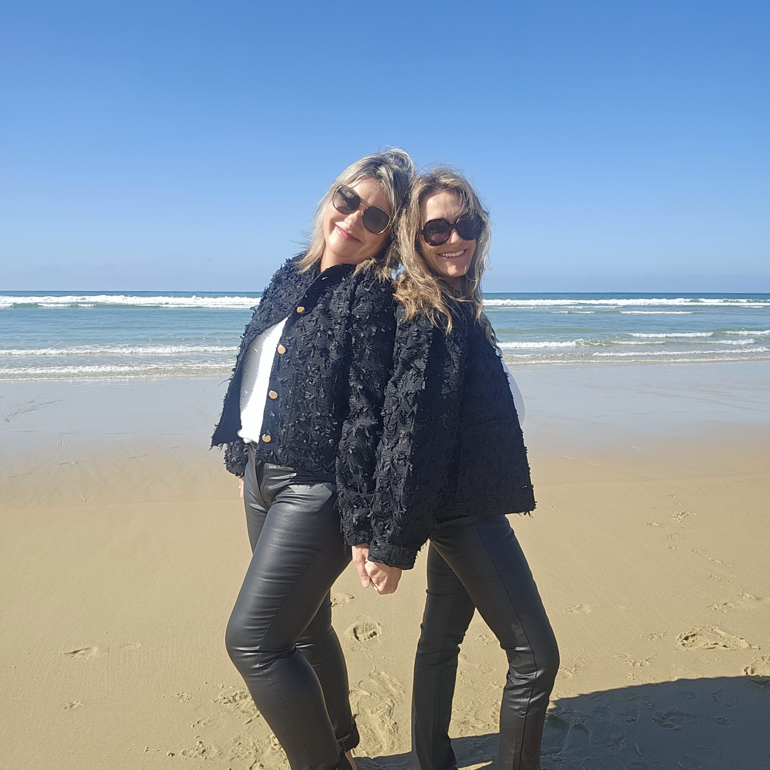 Veste courte noire en tweed – Image 7