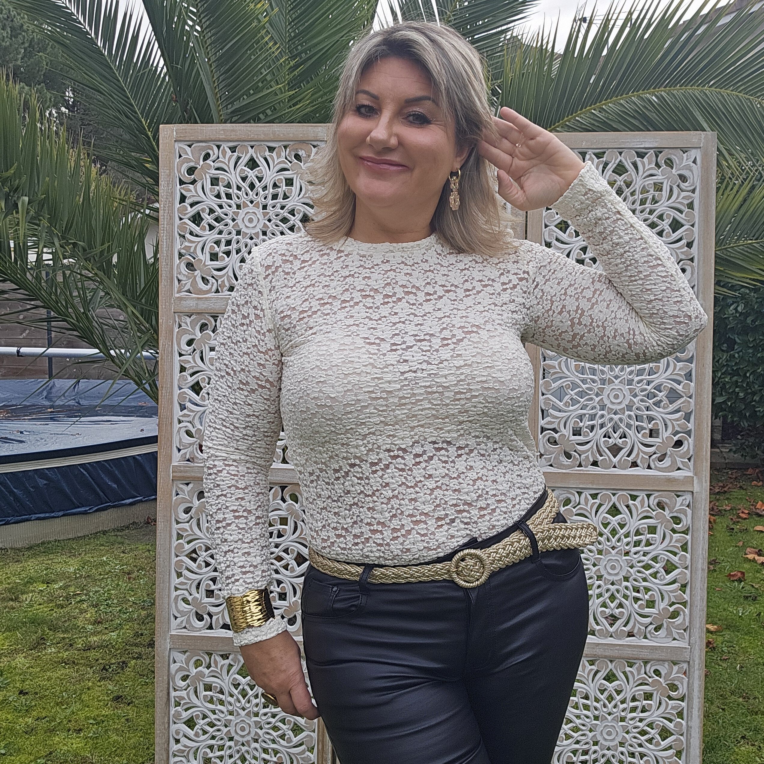 Mousseline en dentelle semi transparente Choklate â Image 18