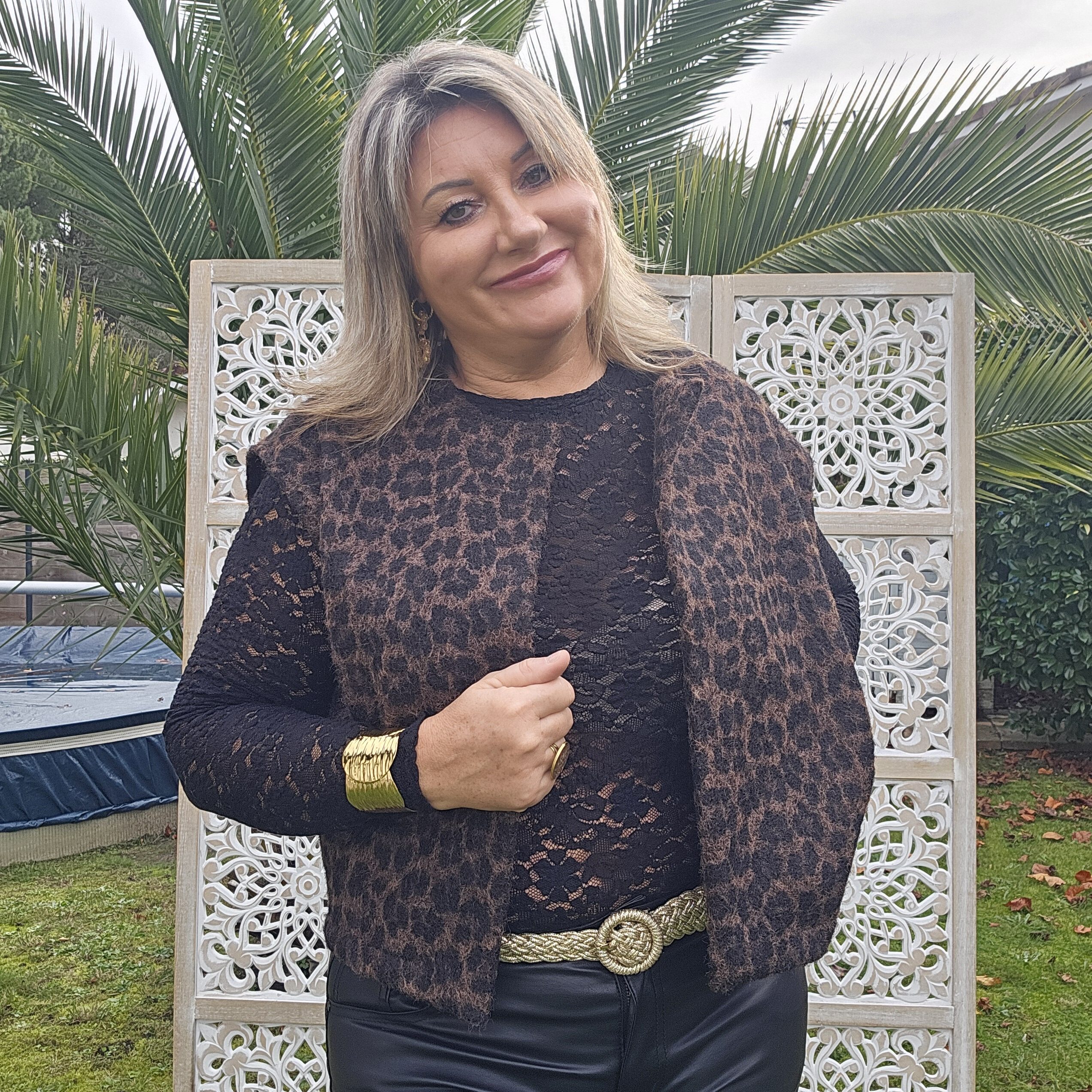 Mousseline en dentelle semi transparente Choklate â Image 14