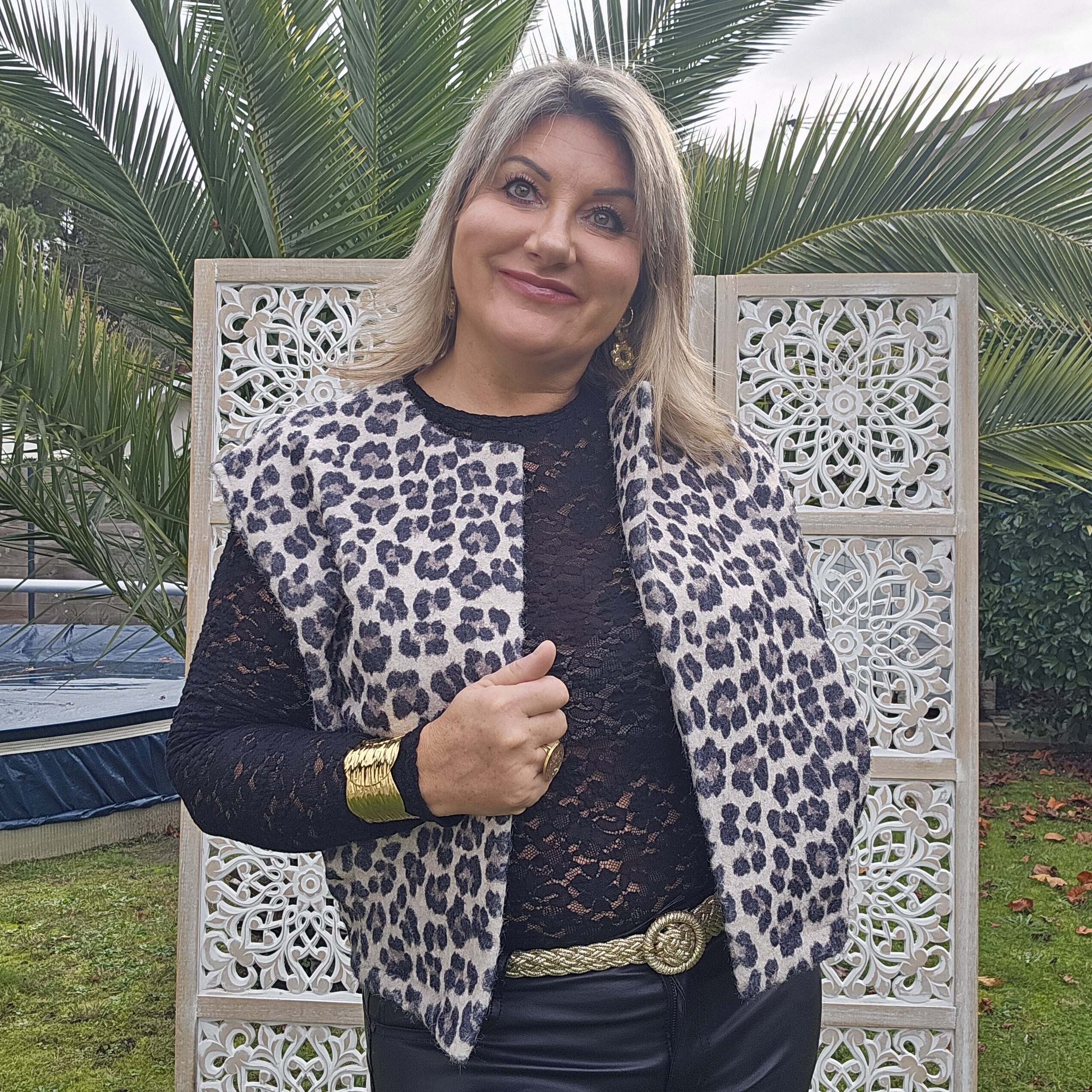 Mousseline en dentelle semi transparente Choklate â Image 15