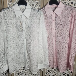 Chemise en dentelle et strass
