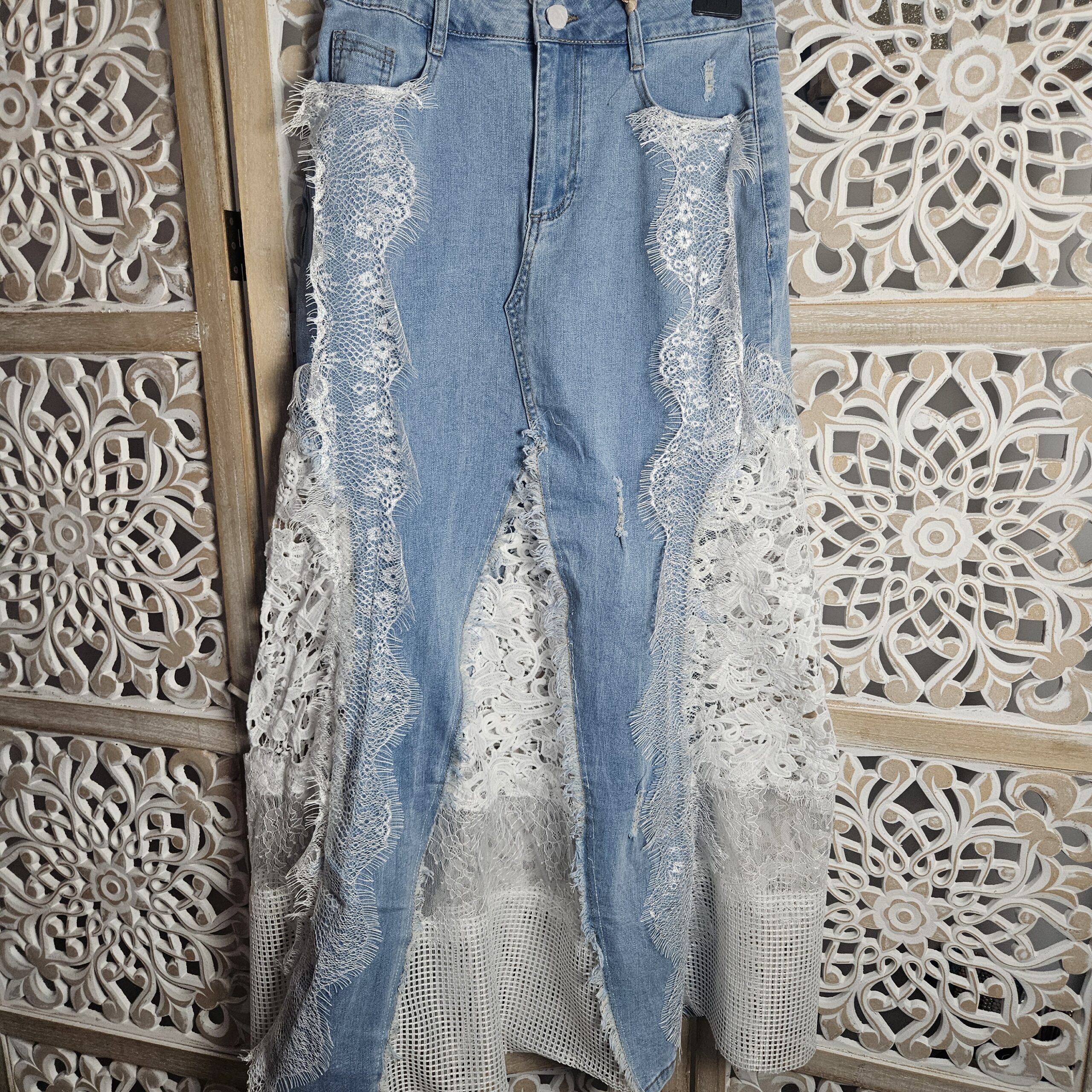 Jupe longue en Jean et dentelle