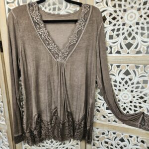 Top dentelle viscose manches longues