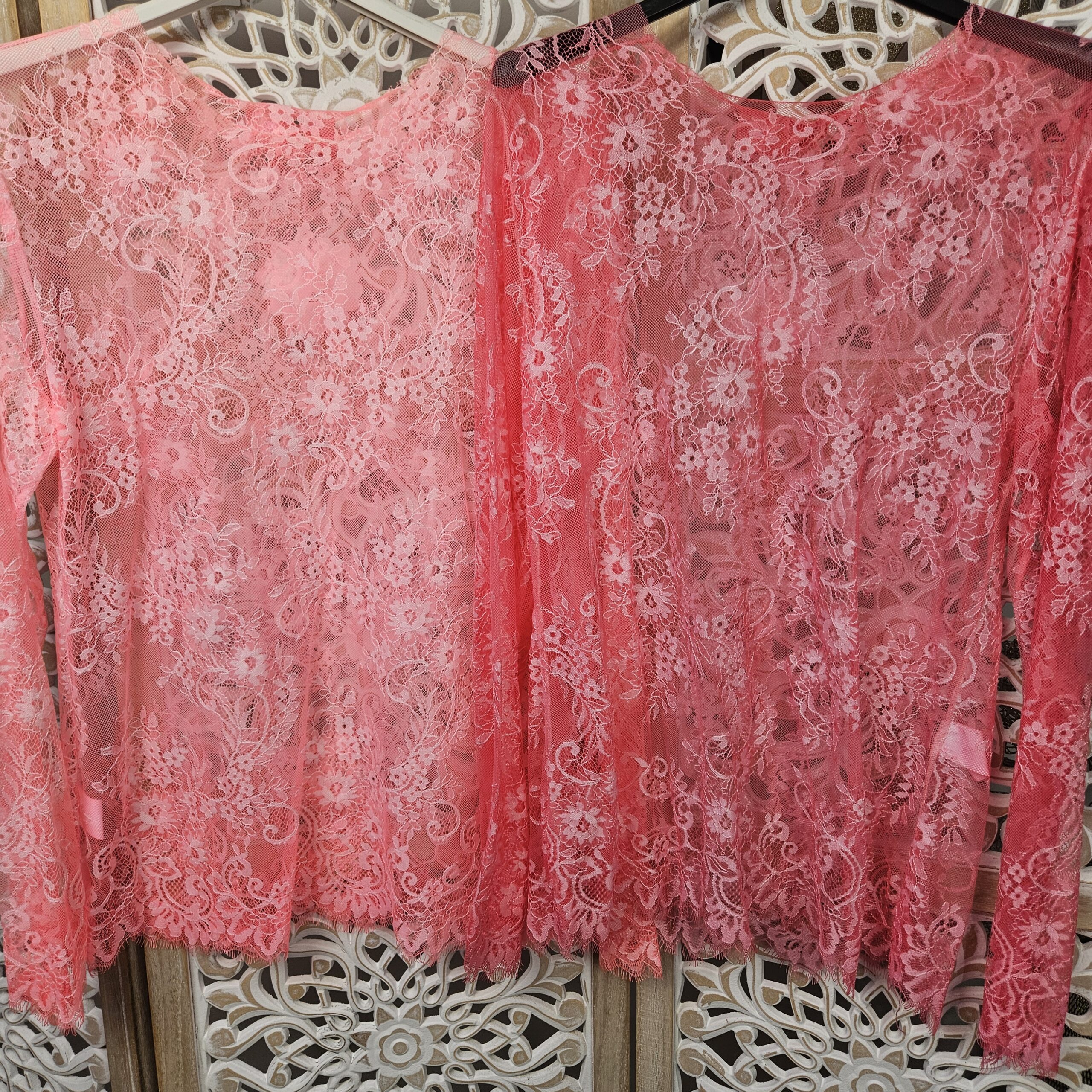 Top dentelle coloré manches longues