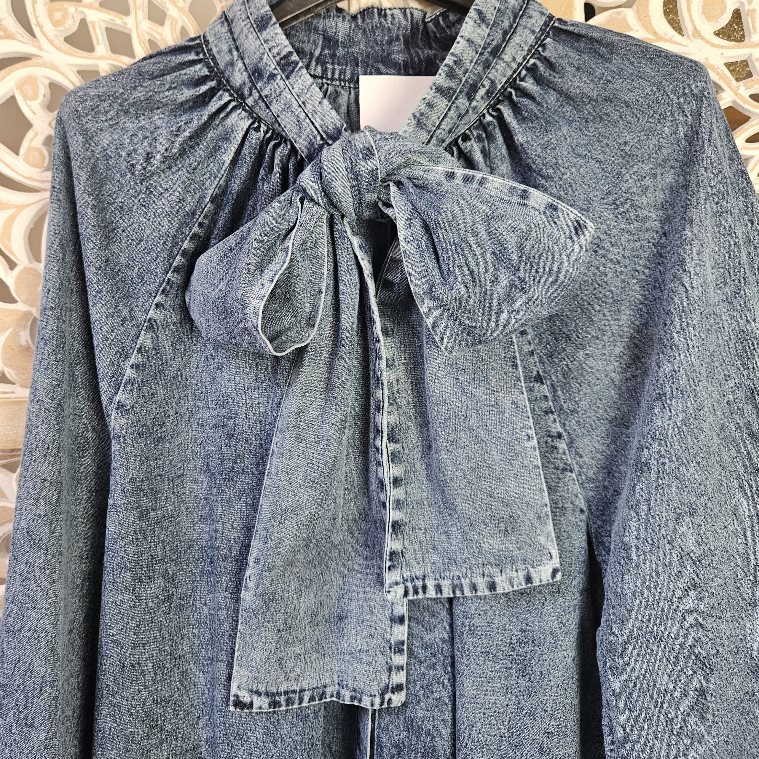 Chemise en Jean et Nœud – Image 4
