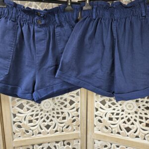 Short bleu foncé