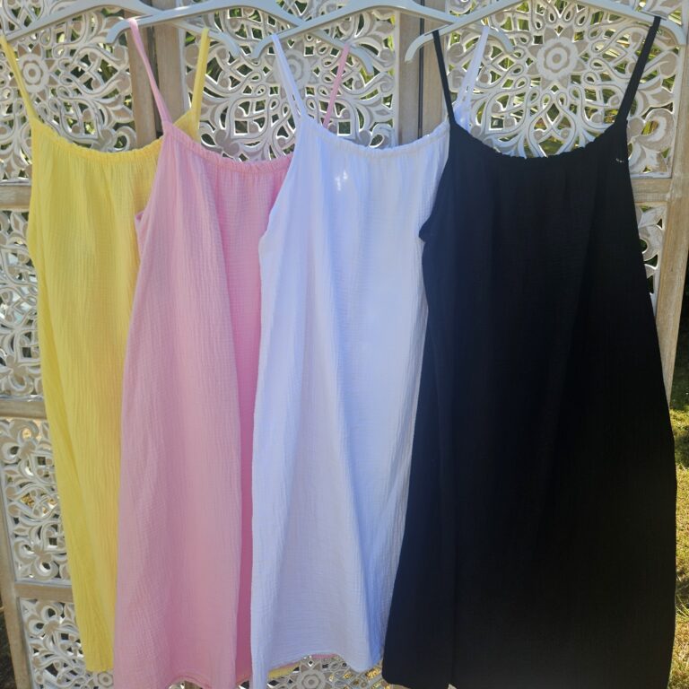 Robe unie à bretelles