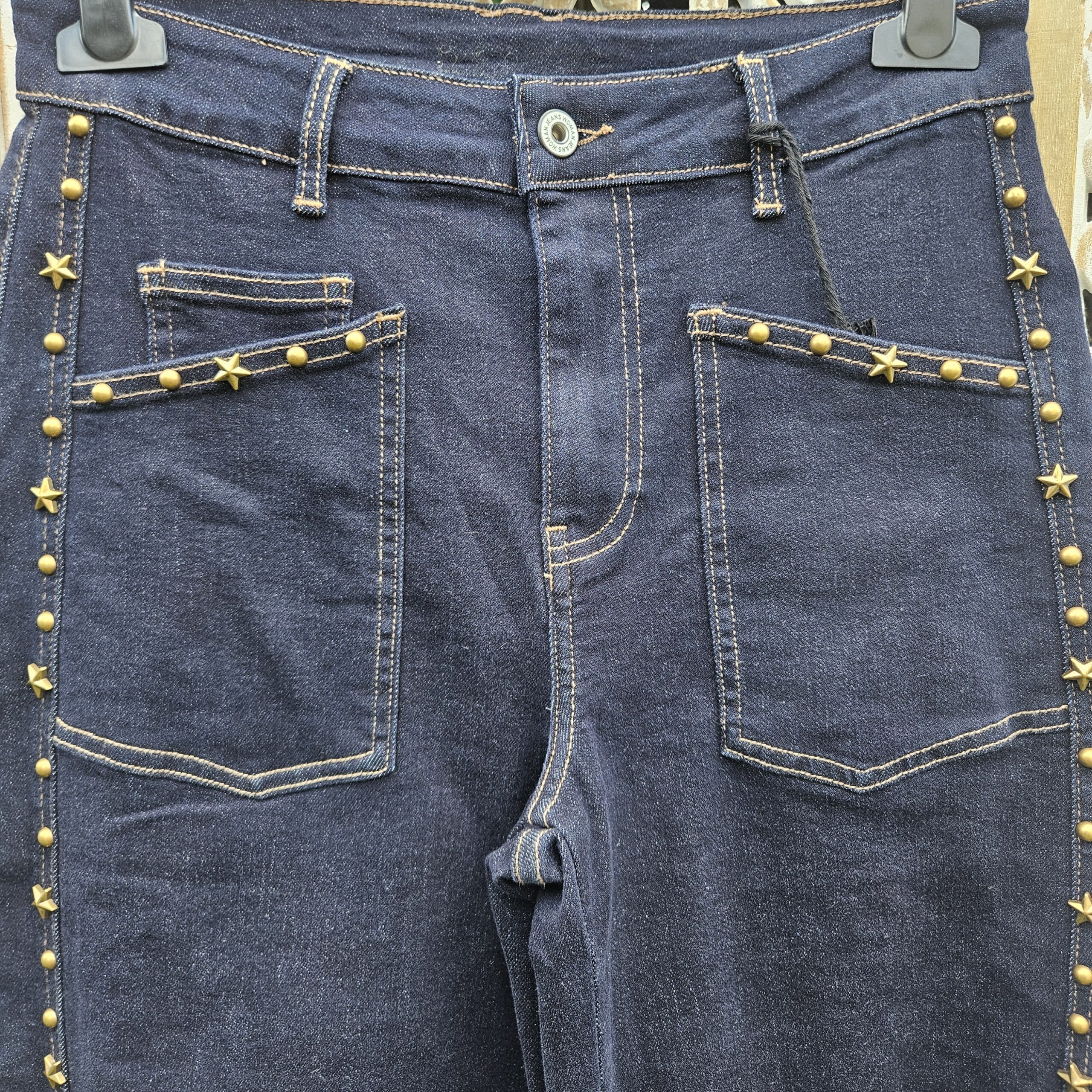 Jeans Barrel bleu brut étoiles cloutées – Image 2