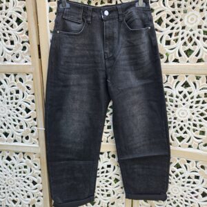 Jeans Mom noir délavé Pulpeuses